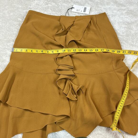 a loves a asymmetrical hem ruffled sheath skirt in artichoke, size 10 - Picture 6 of 10